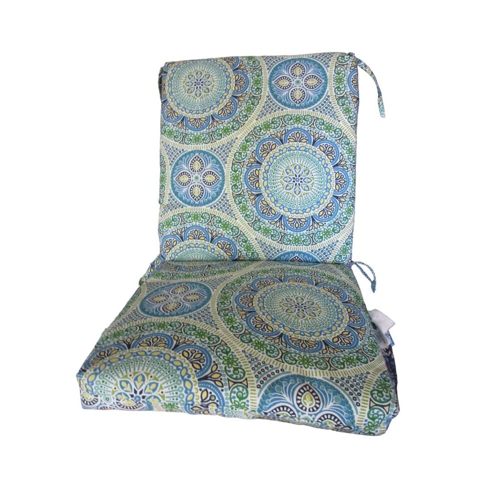 Pillow Perfect Delancey Lagoon Seat Cushions Mandala PatternEUC USA Made